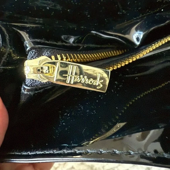 Harrods Large PVC Patent Leather Black & Gold Tote Bag - Picture 8 of 9